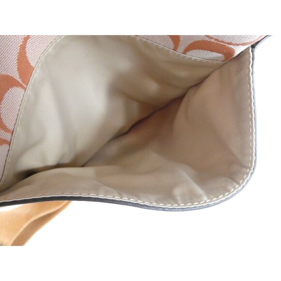 Coach Penelope Signature Tangerine Swingpack NWT F43631 - Picture 9 of 12